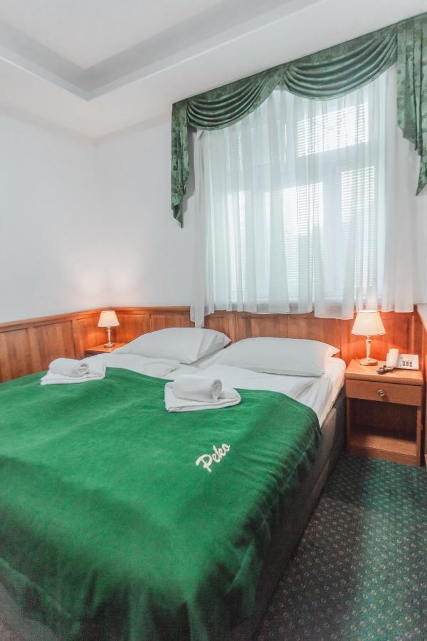Hotel Peko Прага Екстер'єр фото