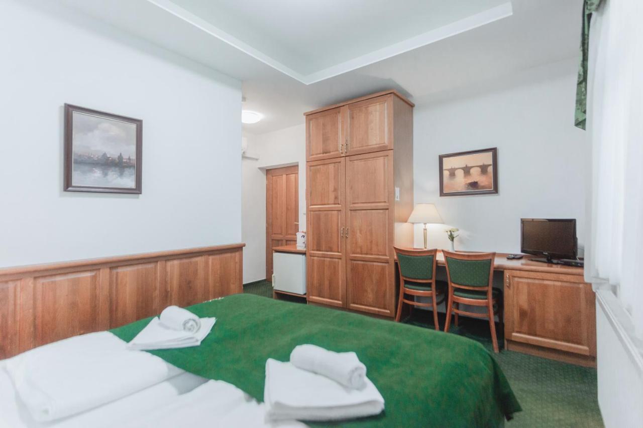 Hotel Peko Прага Екстер'єр фото