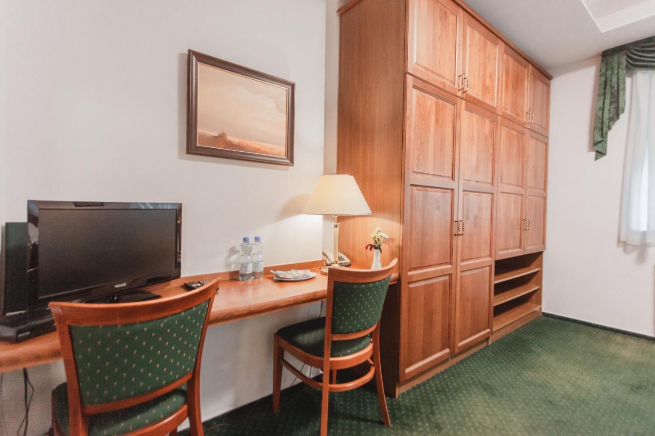 Hotel Peko Прага Екстер'єр фото